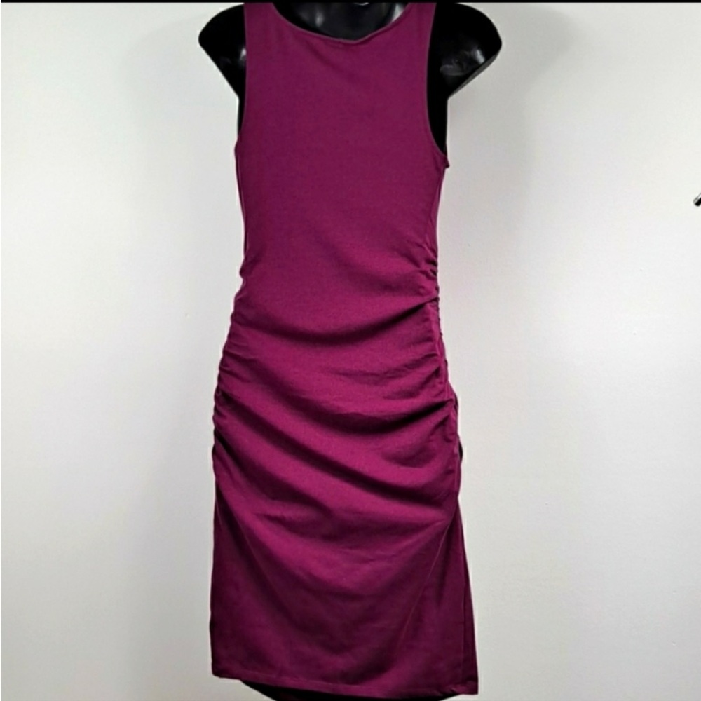 Ingrid & Isabel Sleeveless Plum Midi Dress - Maternity Friendly